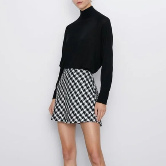 Zara Tweed Houndstooth Mini Skirt (L) - Picture 1 of 4